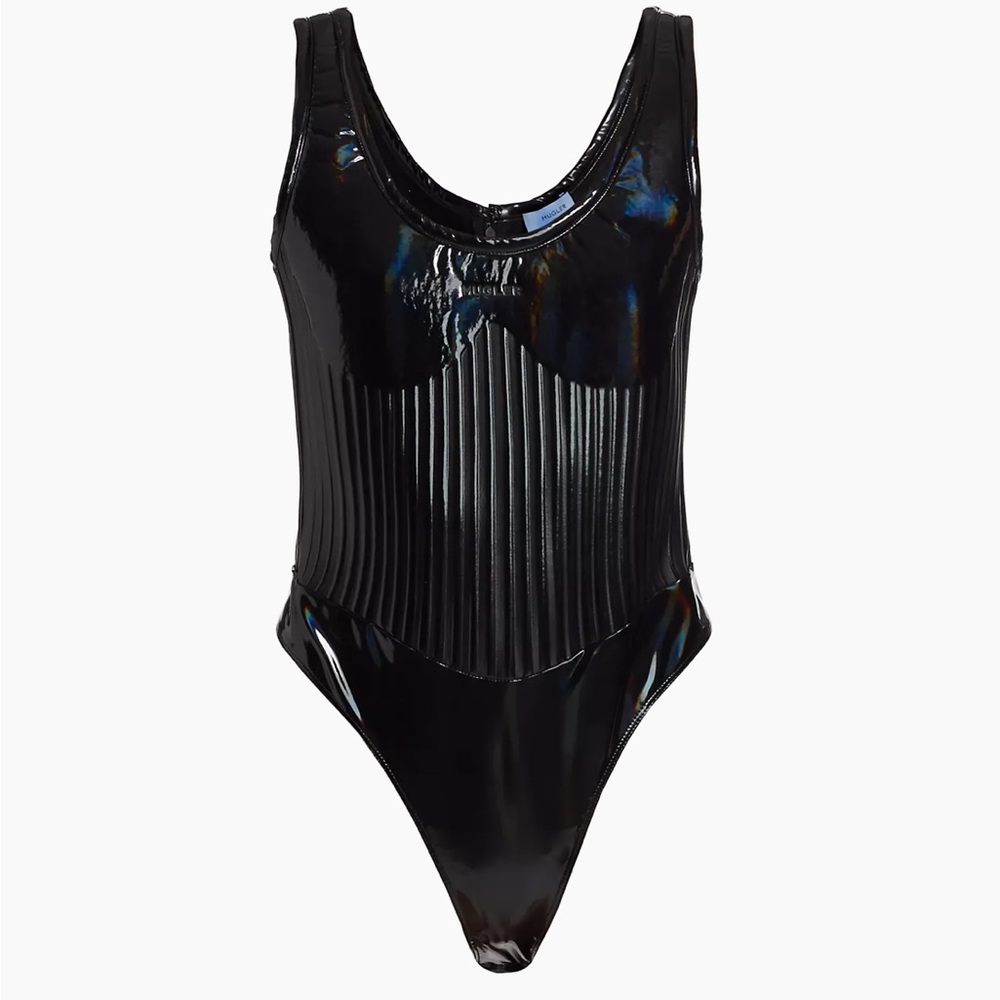 Mugler embossed patent set. Top sized 40